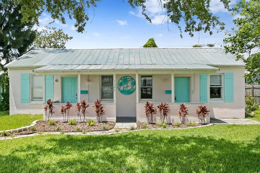 Deco Drive Waterfront 1Bed Apartment On The Bay Tampa