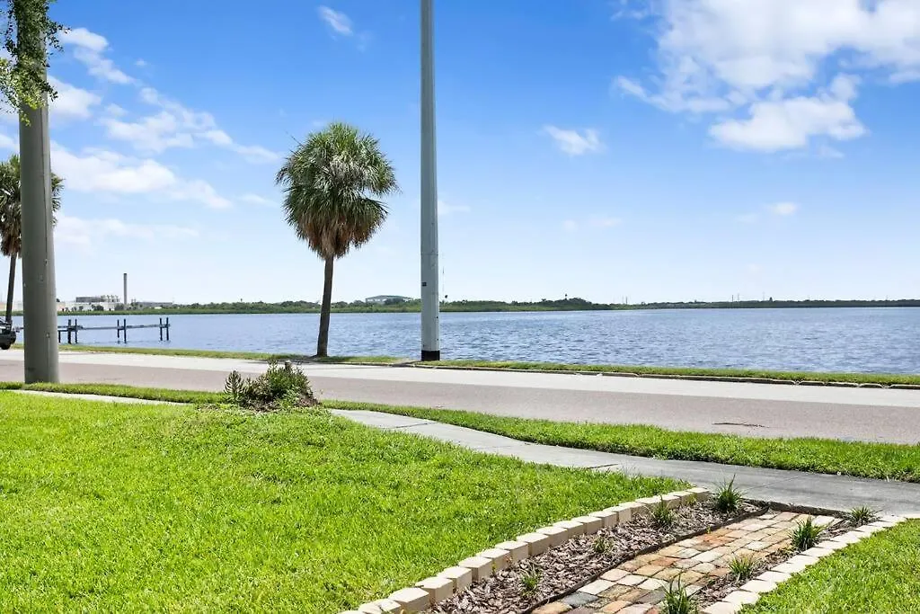 Deco Drive Waterfront 1Bed Apartment On The Bay Tampa United States